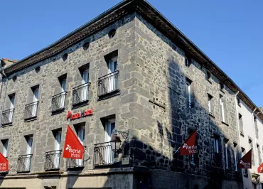 Logis Yseria Hôtel 3 étoiles situé à Agde - Façade