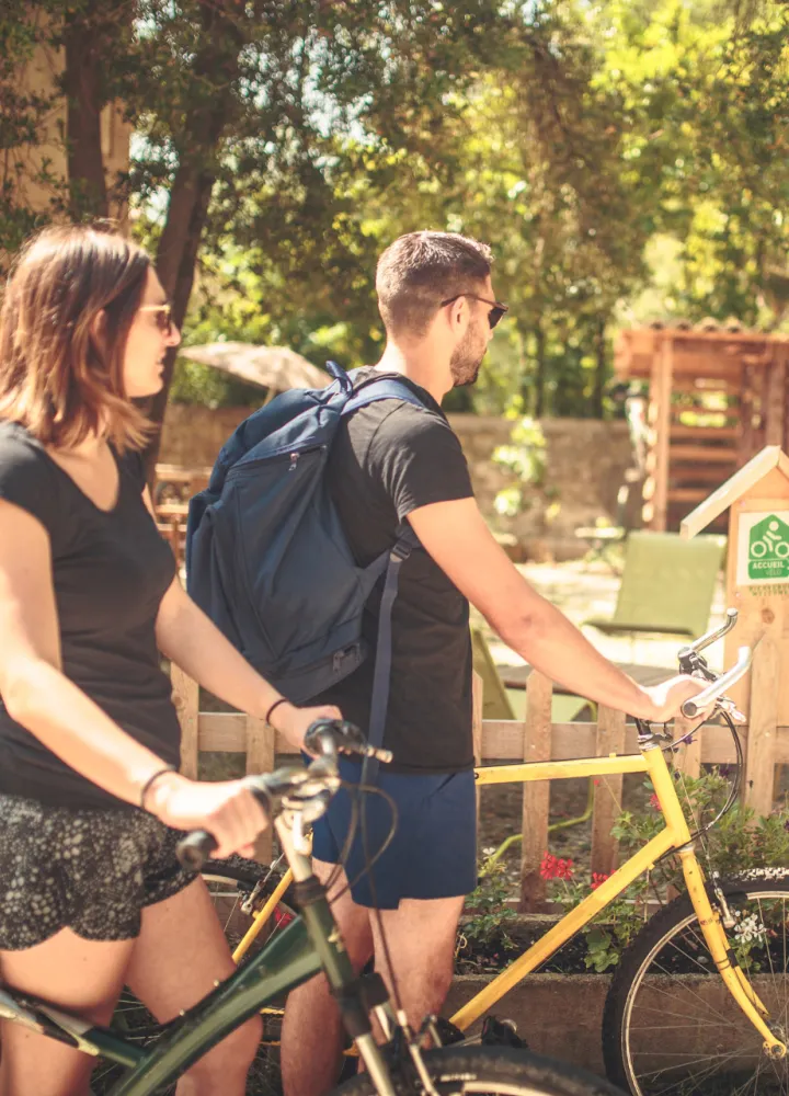 Mas Stes Puelles - Guinguette "La Bonne Planque"