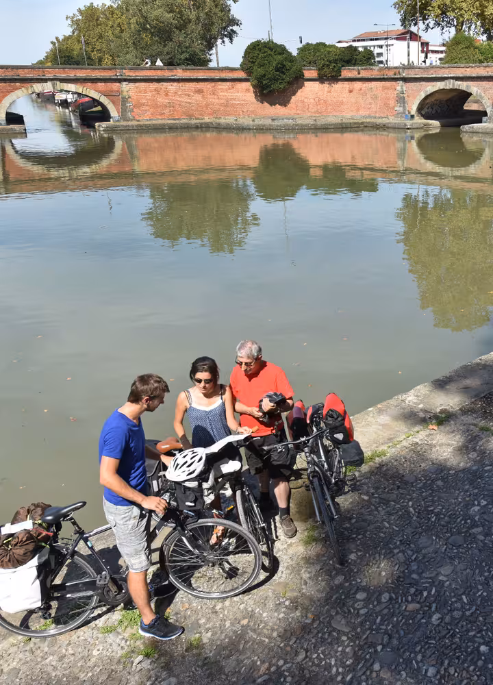 Filter Basin in Toulouse between the Garonne and the Canal du Midi