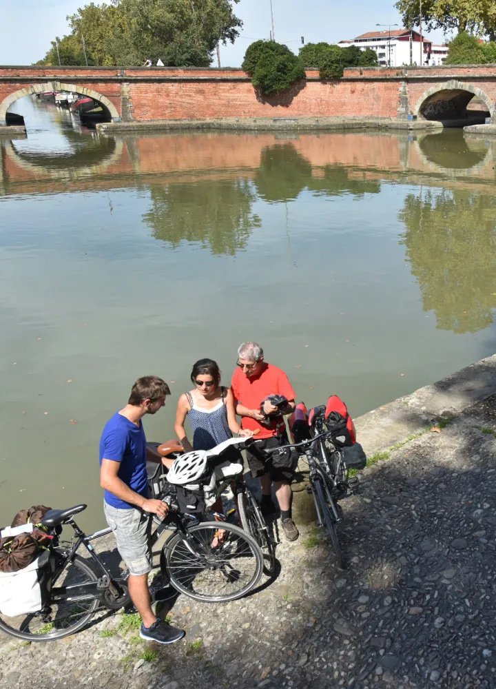 Filter Basin in Toulouse between the Garonne and the Canal du Midi