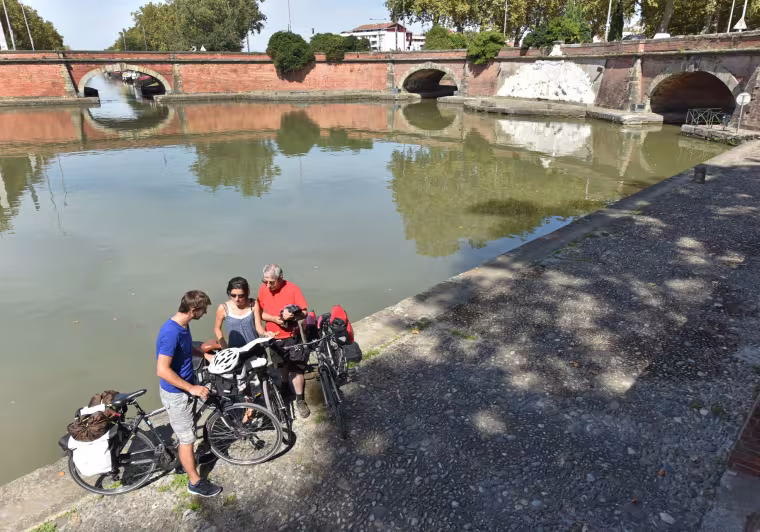 Filter Basin in Toulouse between the Garonne and the Canal du Midi