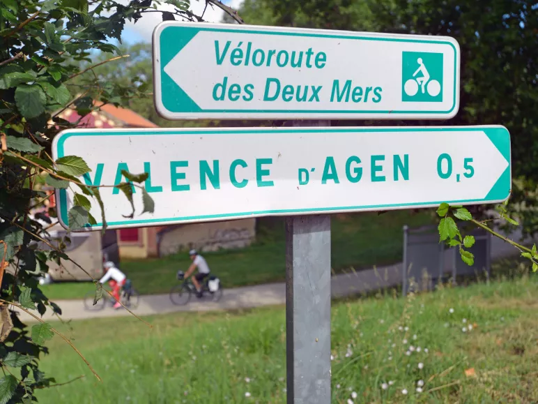 Signposting along the route